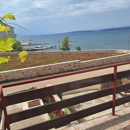 Apartmani Marija Pašman Esterno foto