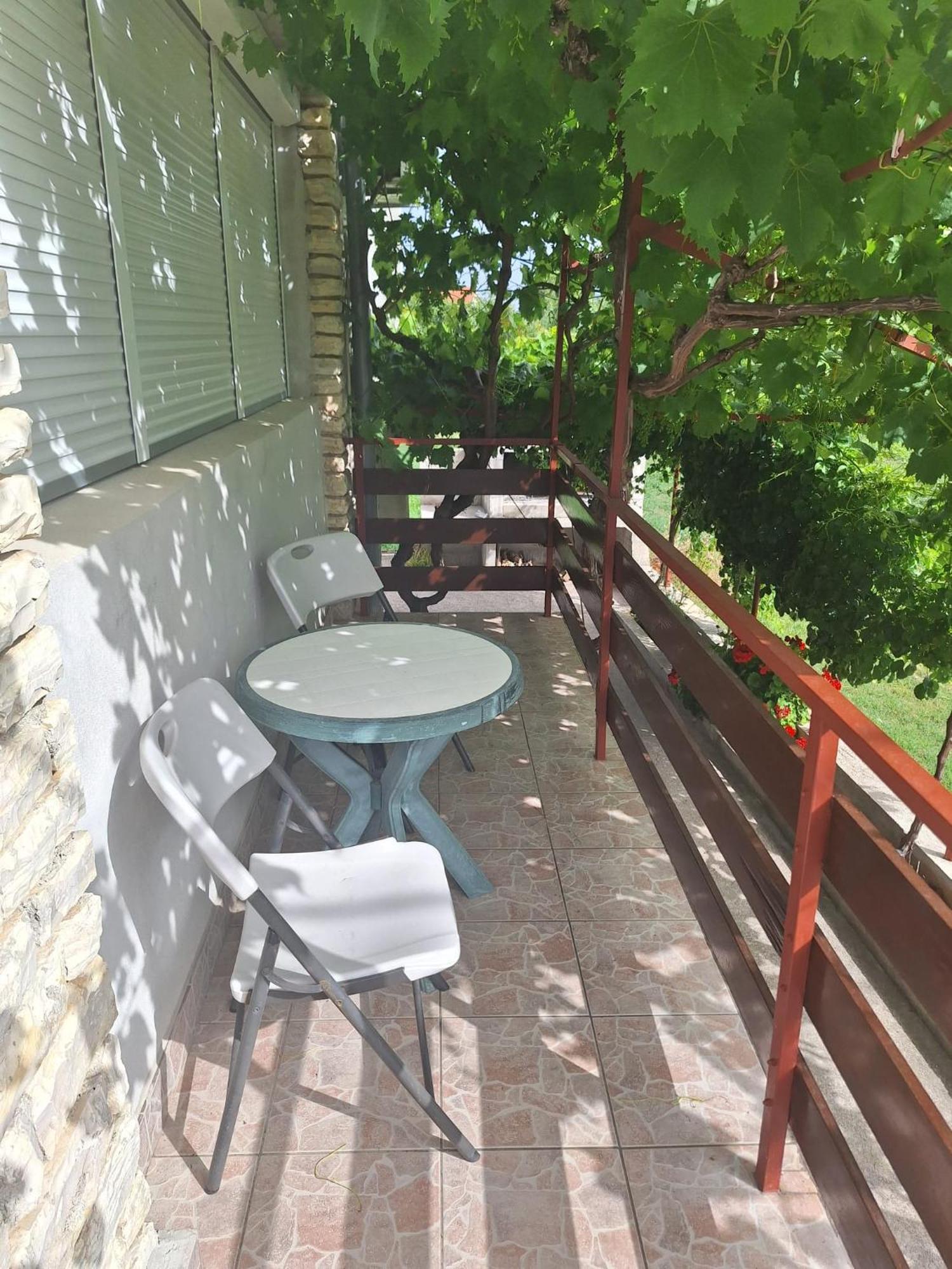 Apartmani Marija Pašman Esterno foto