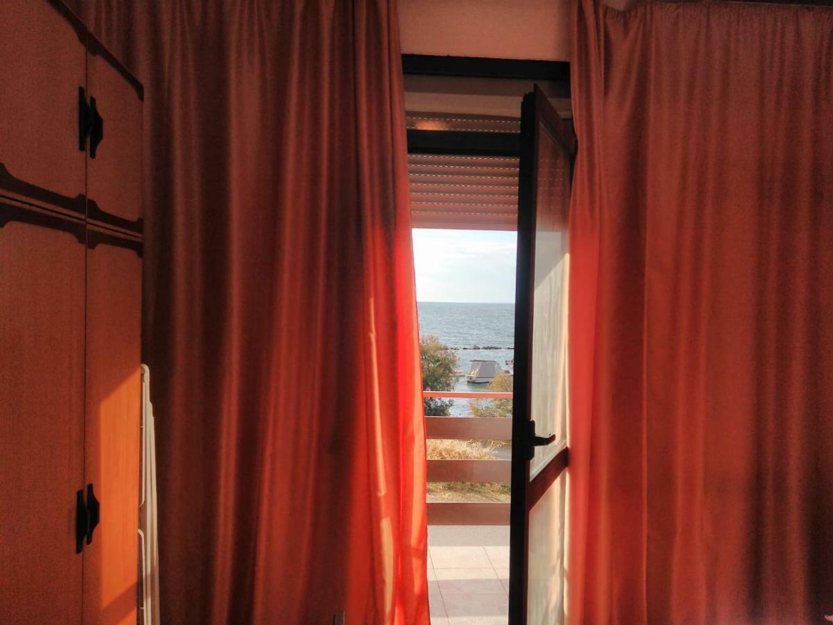 Apartmani Marija Pašman Esterno foto